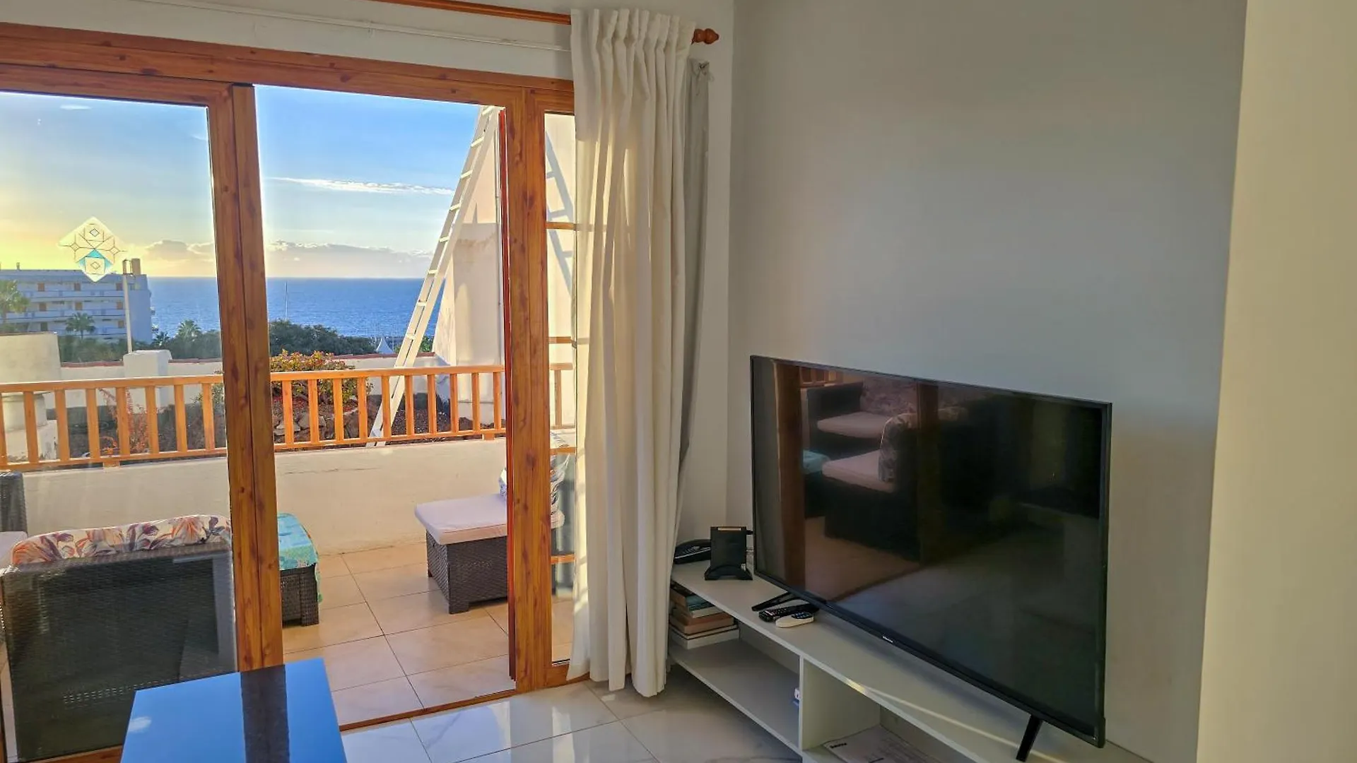 Aqua Sun Los Geranios By Helloapartments Costa Adeje Daire